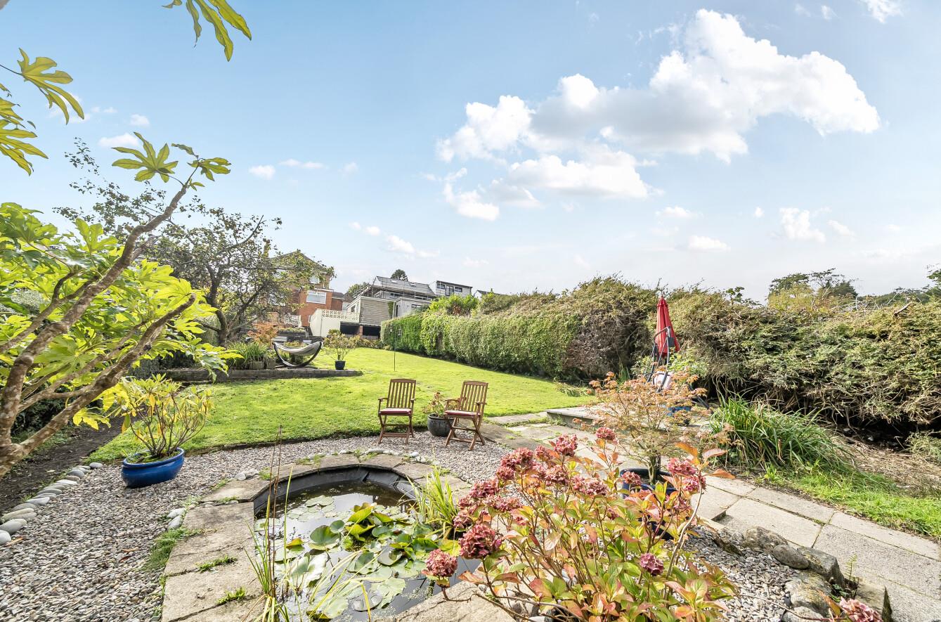 Gower Road, Upper Killay, Swansea, SA2 7DR